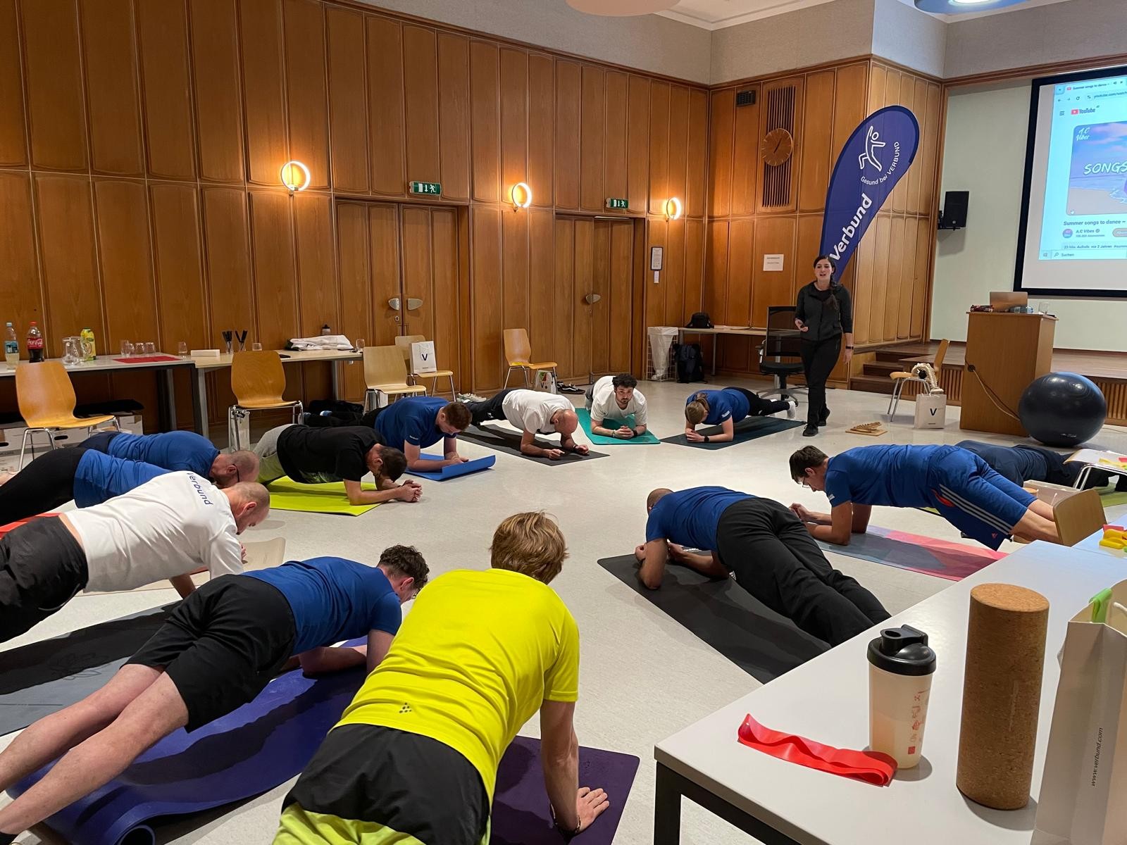 Ergonomie am Arbeitsplatz – Physio mit Adelina Schmid