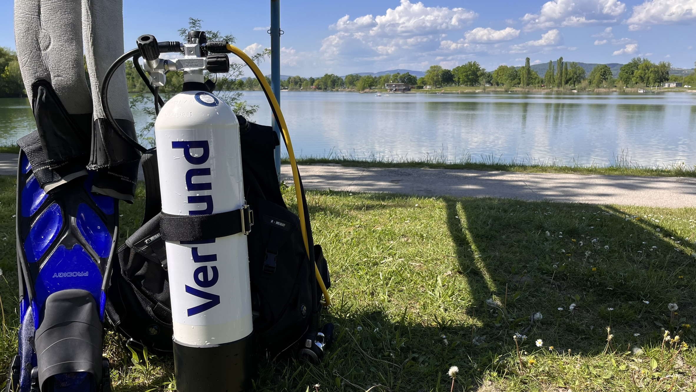 Neue 12-Liter-Tauchflaschen